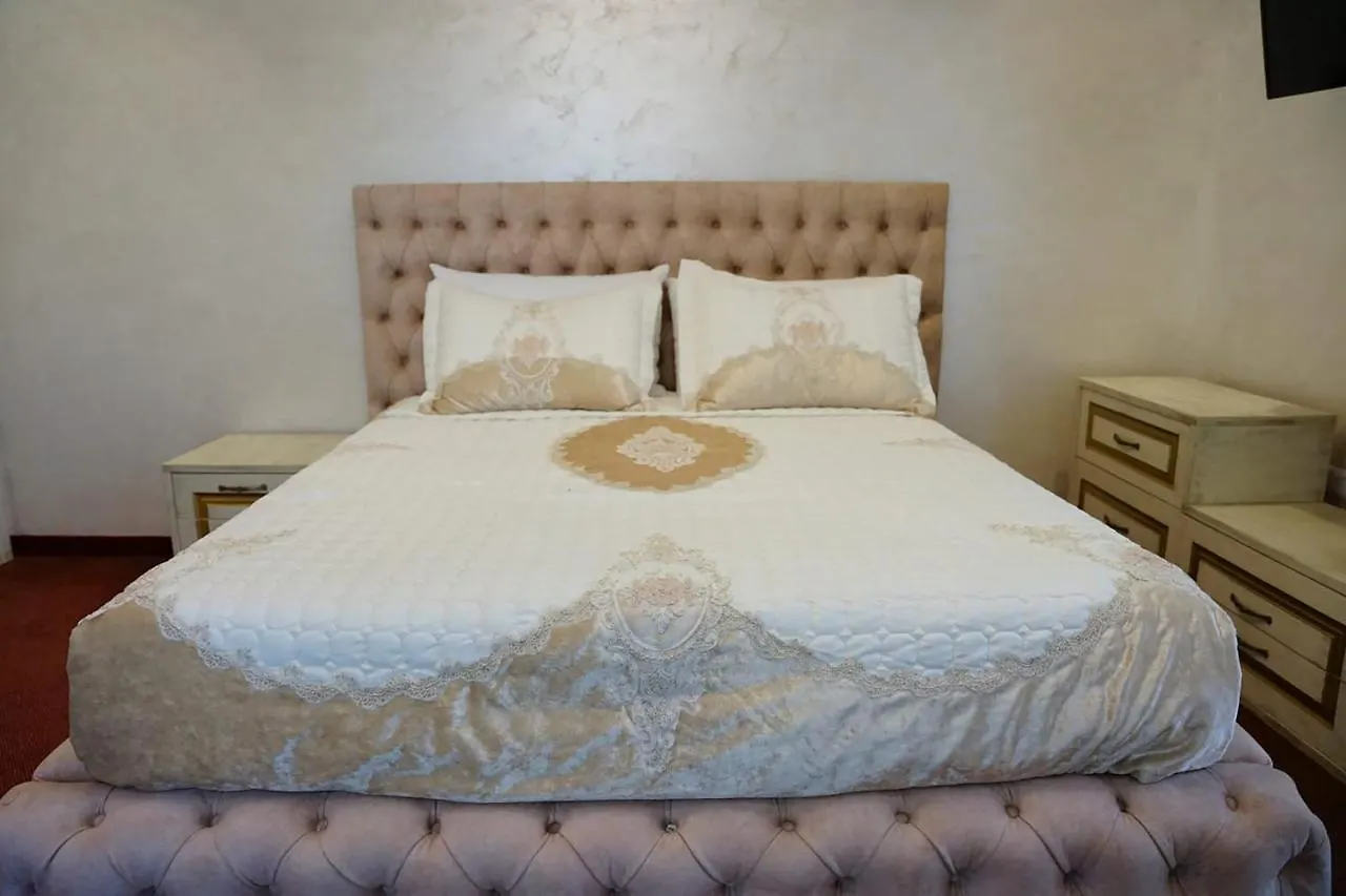 Hotel Eiffel Yrshek 4*,  Albania