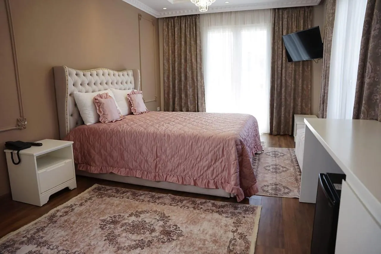 Hotel Eiffel Tirana